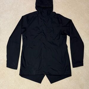Gymshark Men's Black Fishtail Rain Jacket